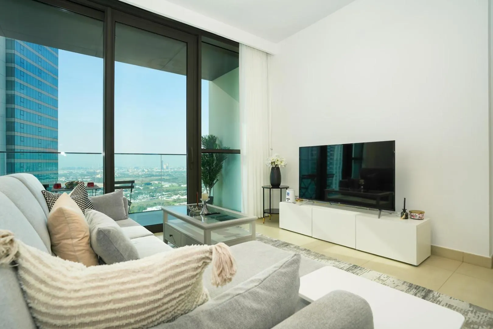Downtown Luxury, Direct Access To The Dubai Mall United Arab Emirates